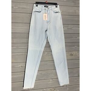 Missguided Light Wash High Waisted Mom Jeans Womens 8 Tall NWT
